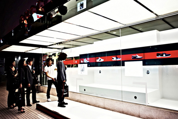 visual merchandiser gucci visual merchandiser gucci